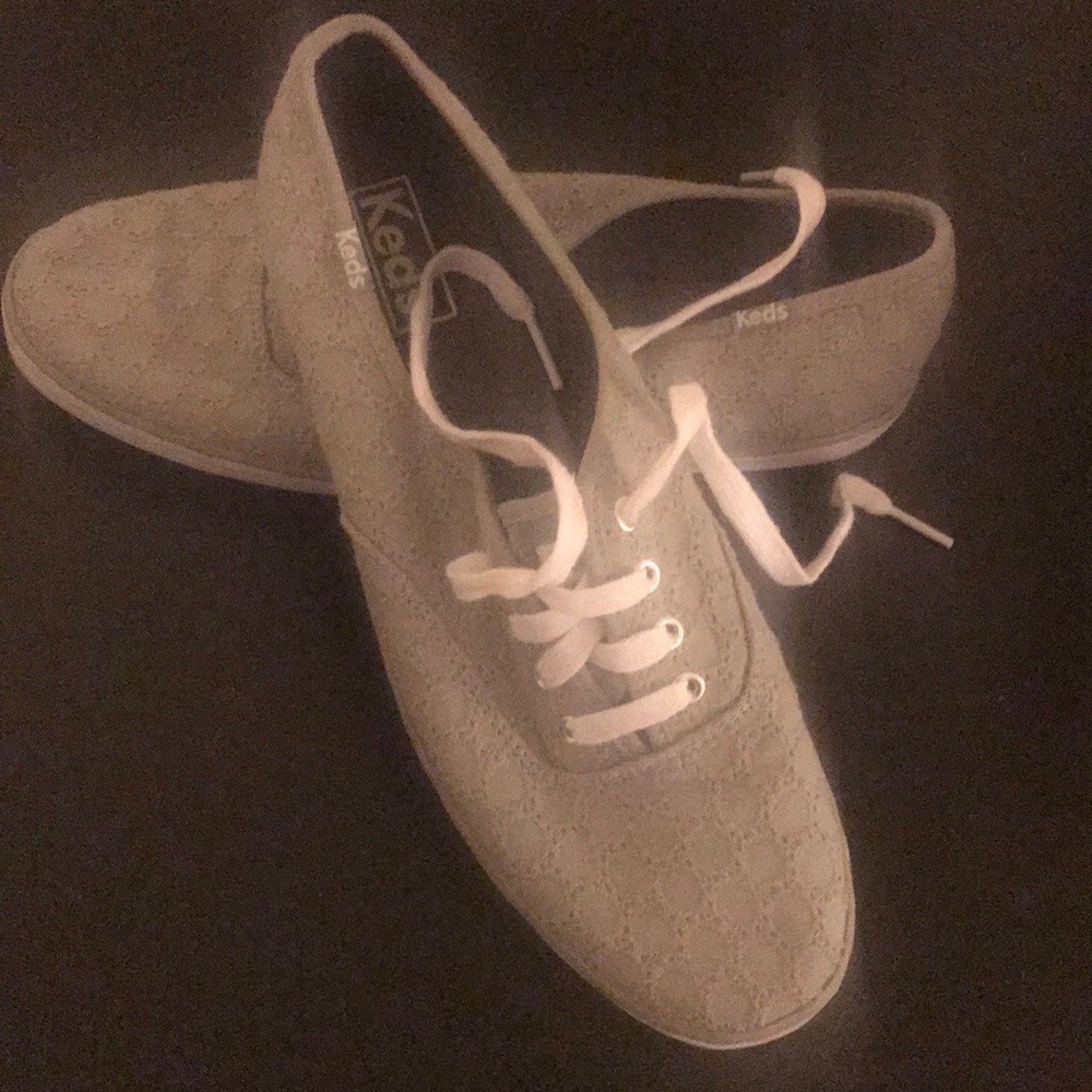 Grey Keds- Like New